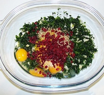 مواد لازم برای پخت کوکو سبزی
